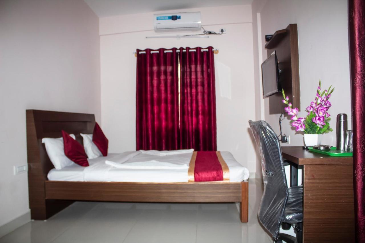 Hotel Royal Suites Bangalore Luaran gambar