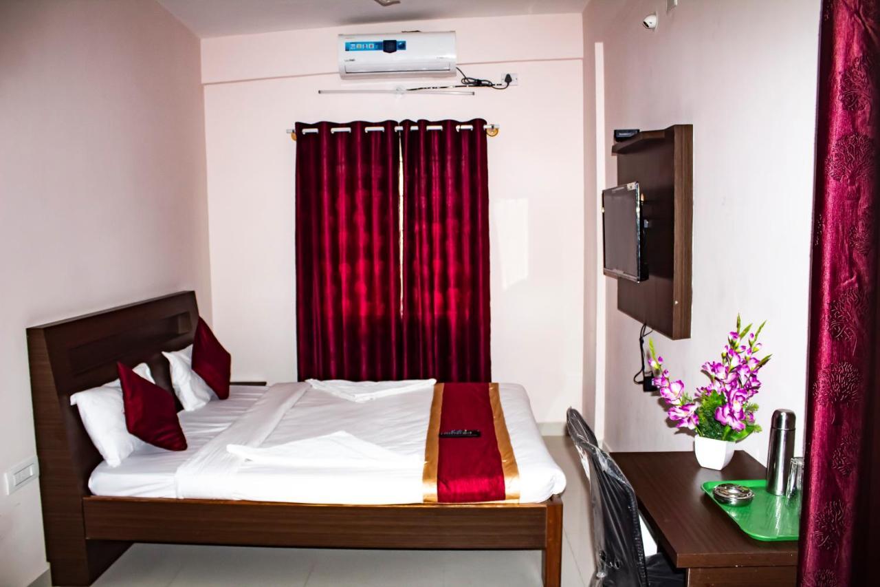 Hotel Royal Suites Bangalore Luaran gambar
