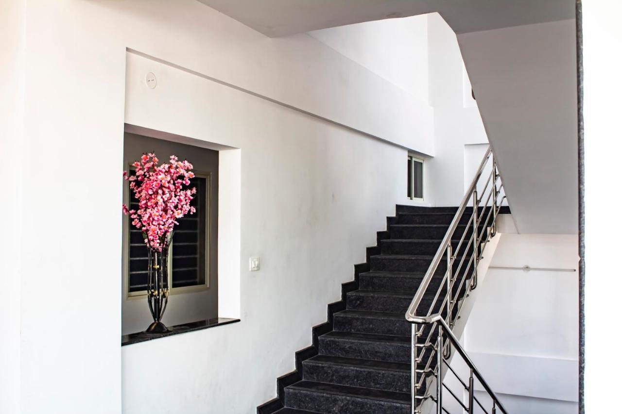 Hotel Royal Suites Bangalore Luaran gambar